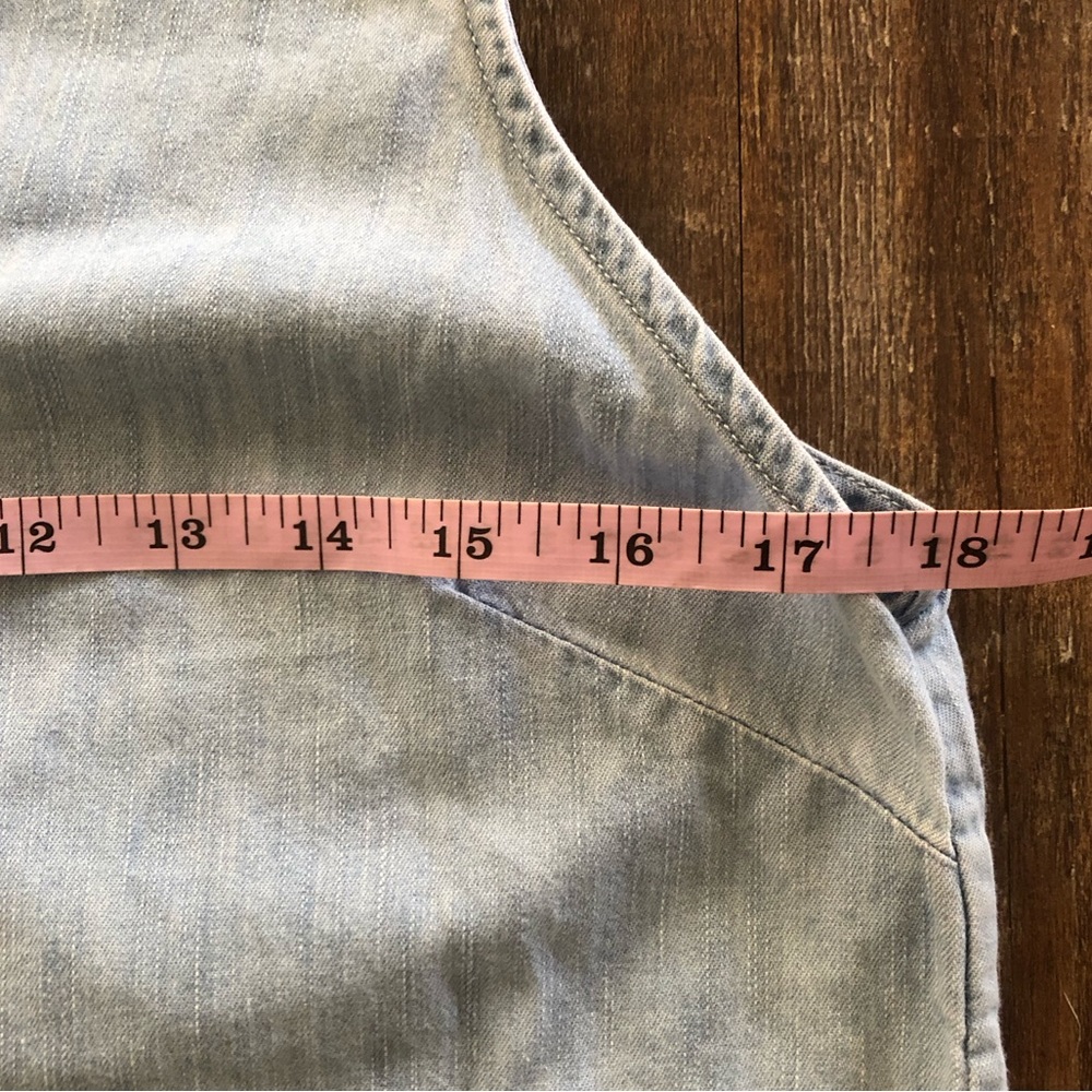 Rag & Bone Jean | Chambray Raw Hem V-Neck Tank Top - Picture 8 of 8